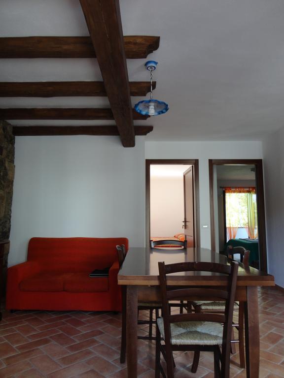 Bed And Breakfast Ichnos Cala Gonone Buitenkant foto